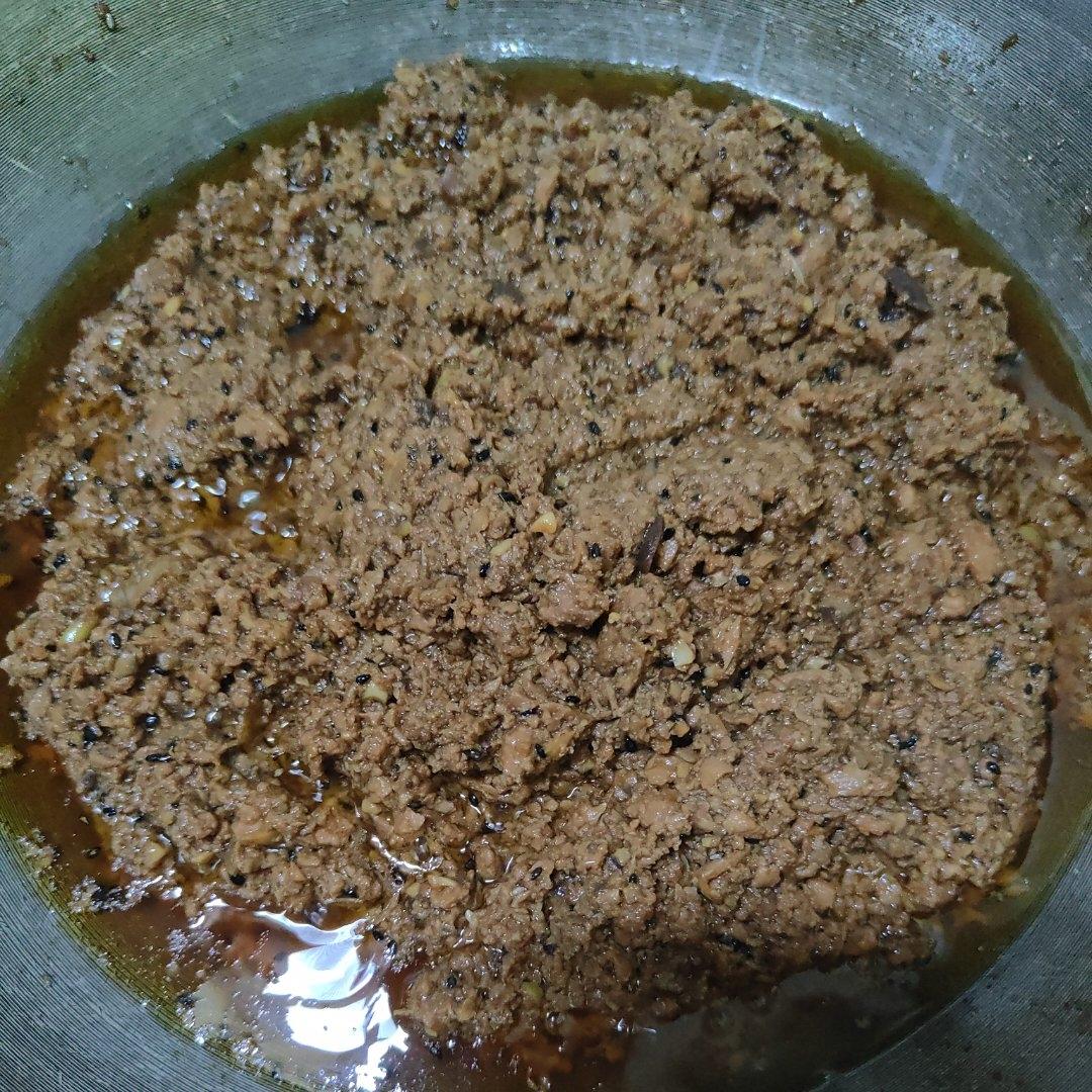 拌饭拌面拌一切的《香菇牛肉酱》超简单