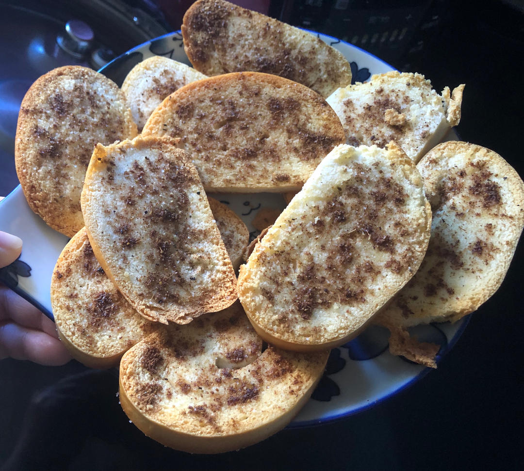 椒盐烤馒头片