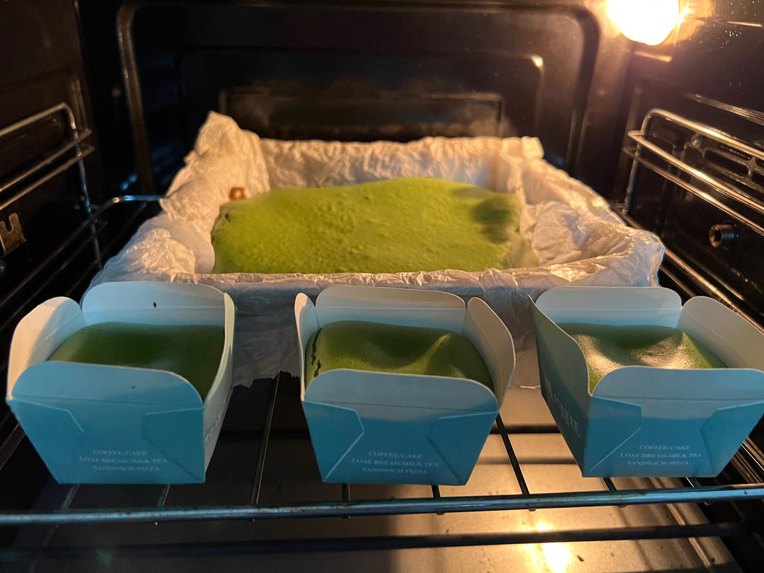 抹茶双色巴斯克芝士蛋糕