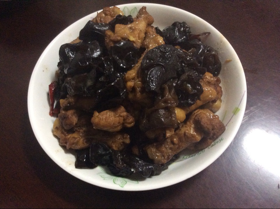 黑白木耳小炒肉