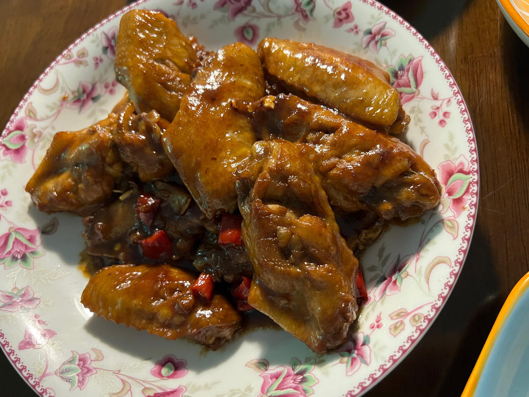 妈妈家的味道，吃了停不下来的红烧鸡翅