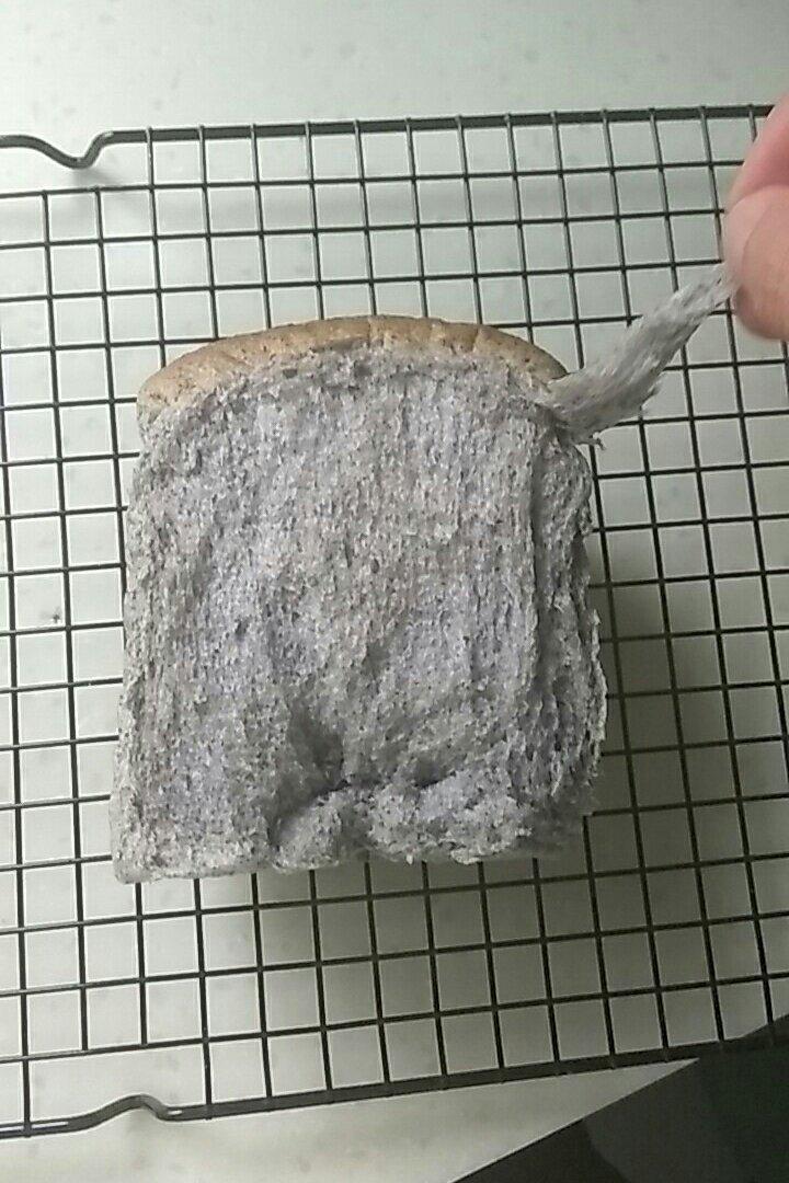 黑芝麻奶酪吐司