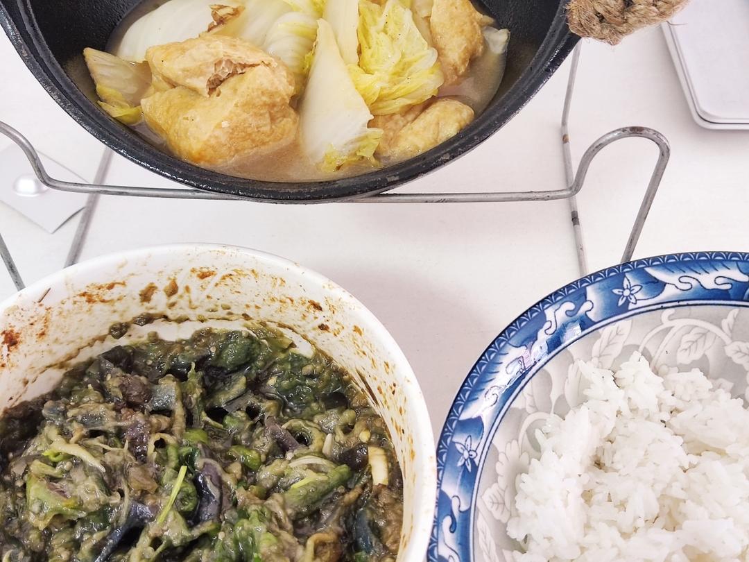 好吃到连汤汁都不剩的白菜焖豆泡，给肉都不换
