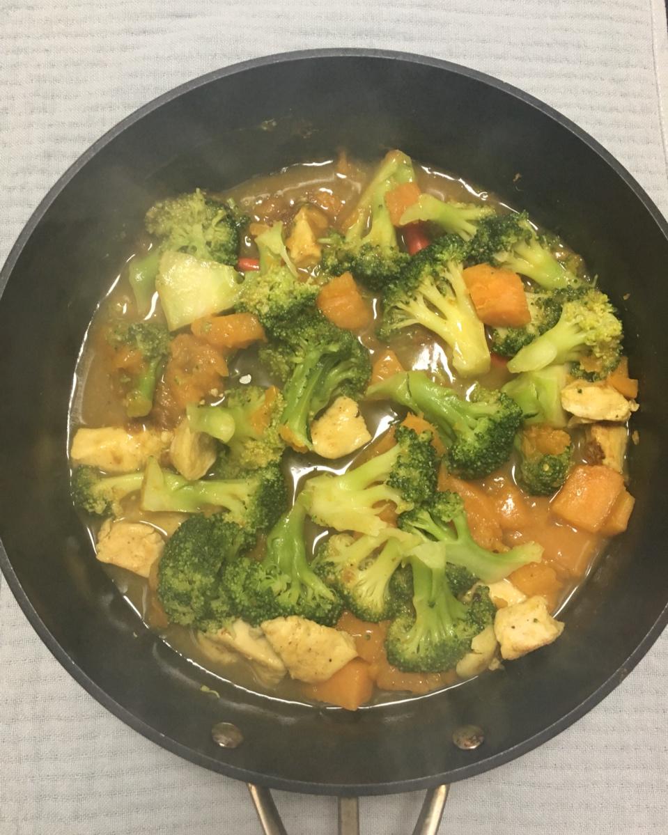 土豆鸡肉咖喱（加入红薯）
