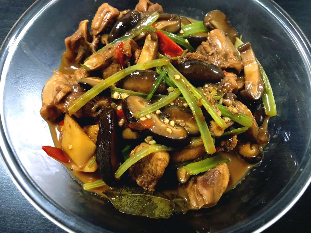 秒杀饭馆味道的【黄焖鸡米饭】