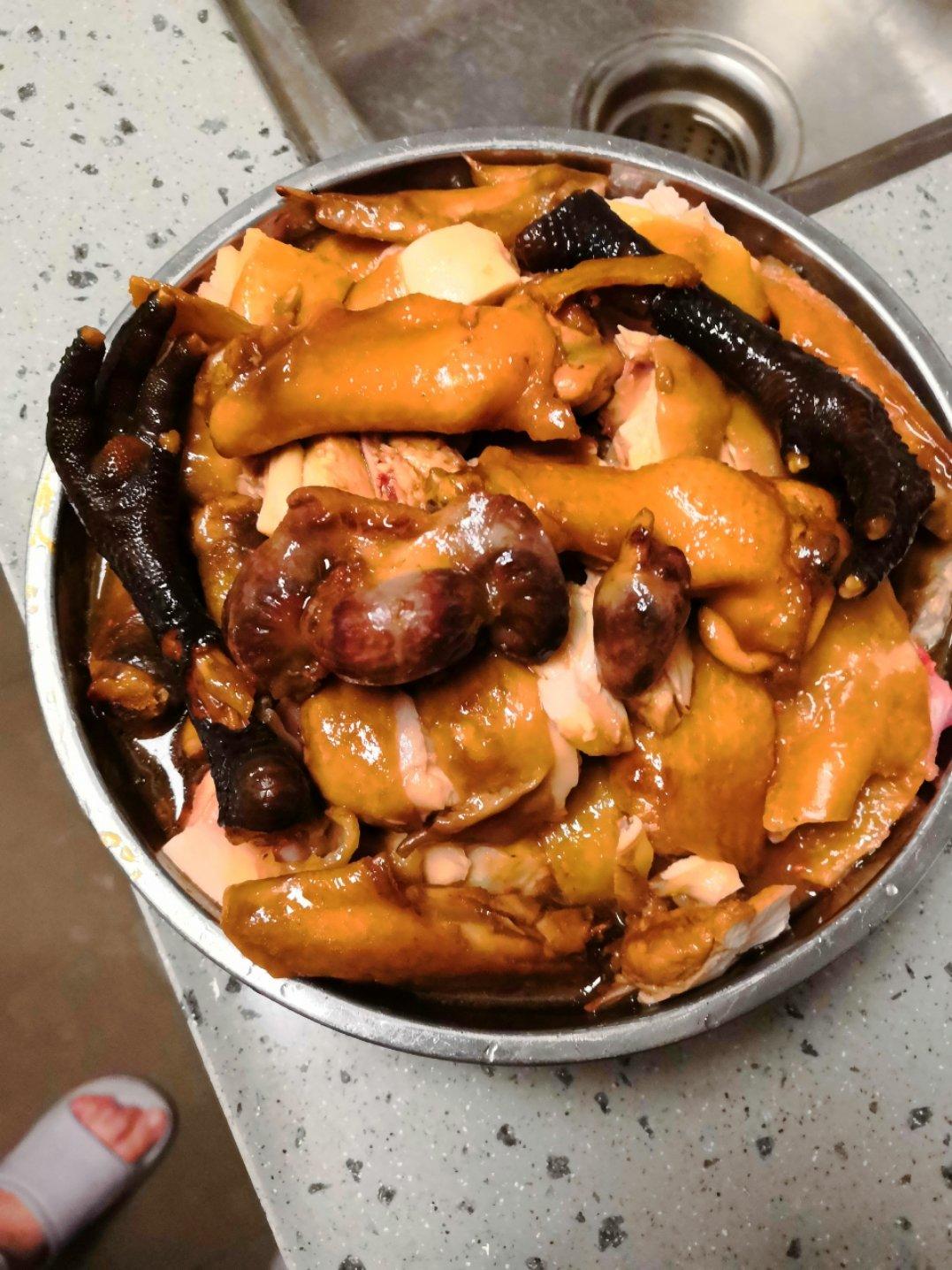 酱油乳鸽
