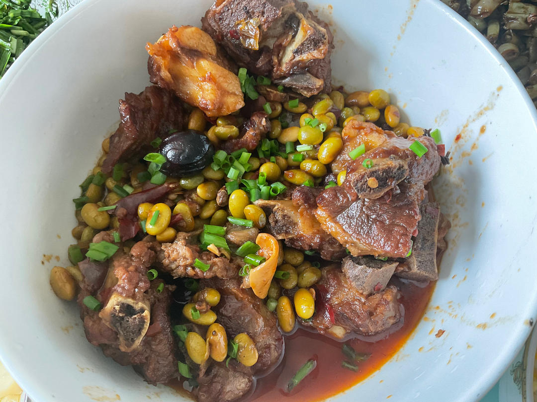 土豆烧排骨