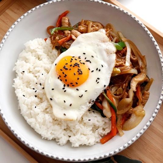 잡채밥韩式杂菜饭韩剧同款的做法