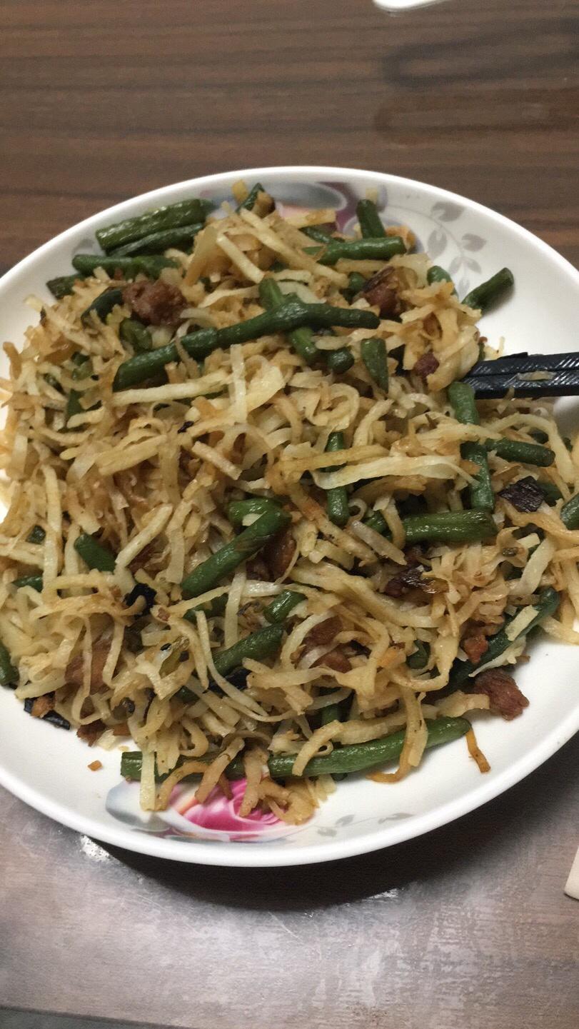 豆角焖饼&面的做法