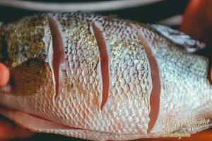 地中海式香料烤鱼-Mediterranean Style Roasted Whole Fish的做法 步骤1
