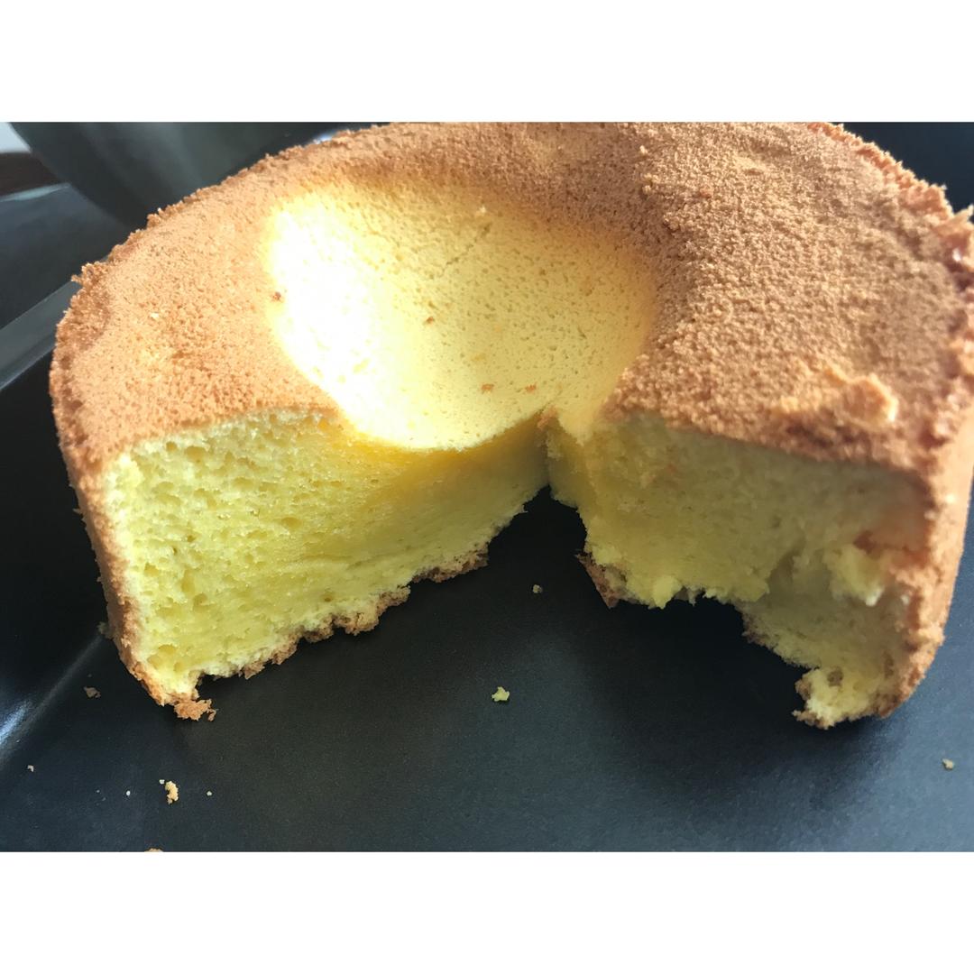 烤箱做蛋糕（戚风蛋糕的做法）