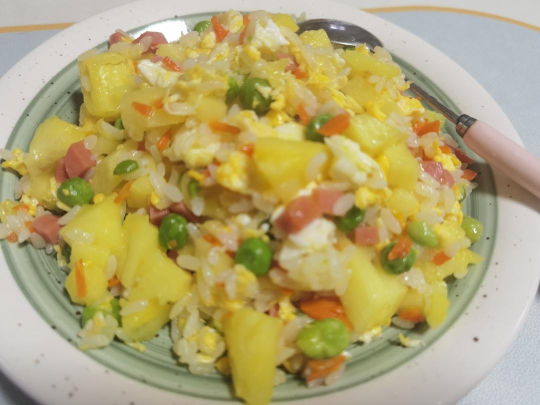 菠萝炒饭