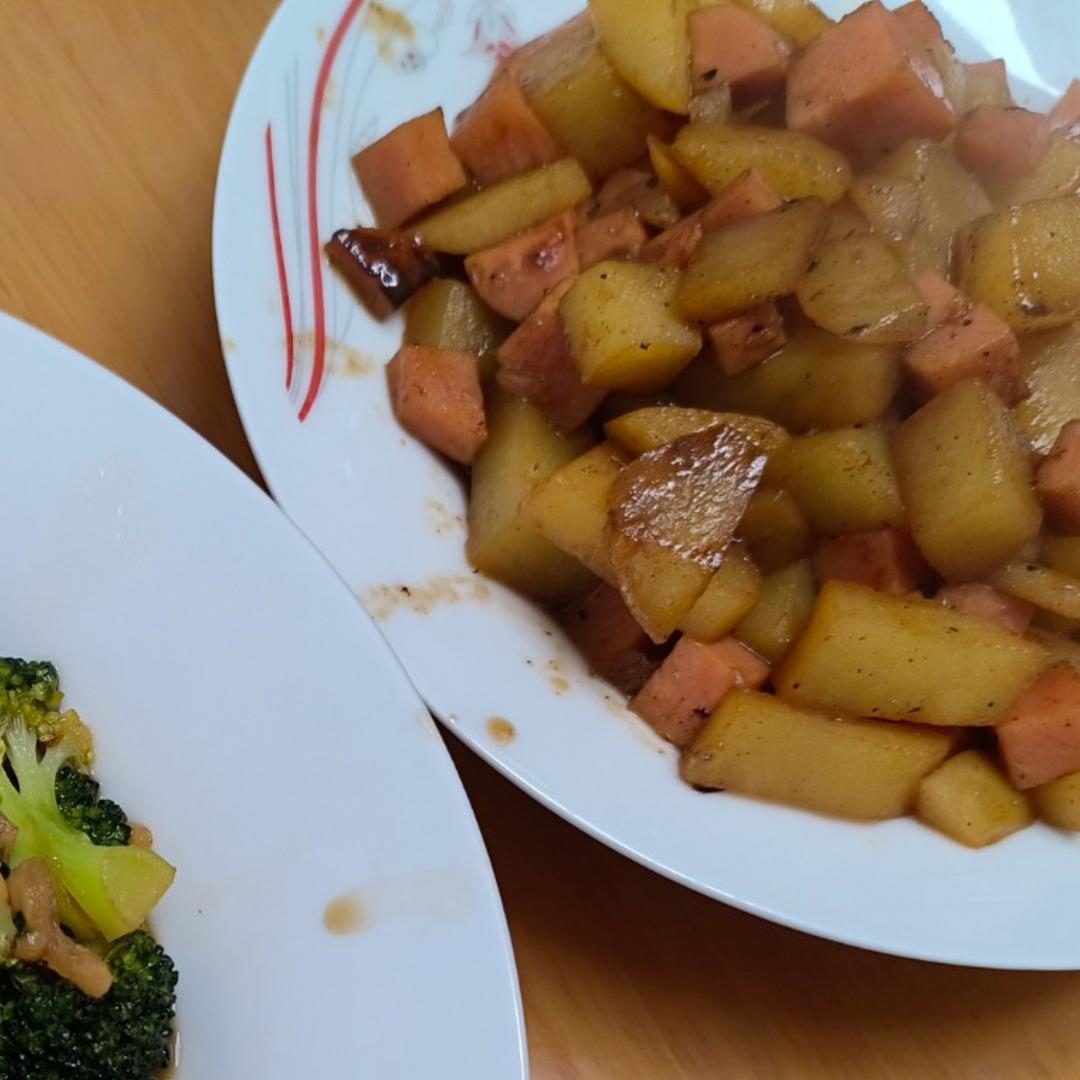 土豆炒午餐肉