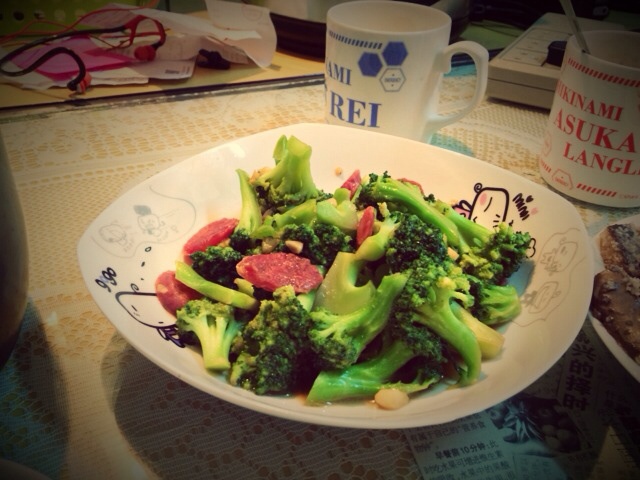 腊肠西兰花小炒