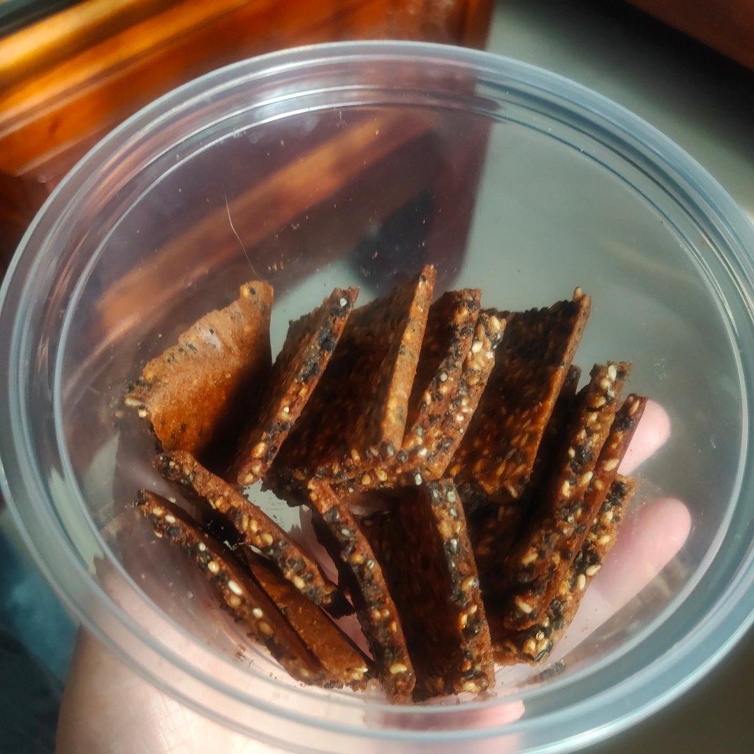 芝麻薄脆蛋白饼干