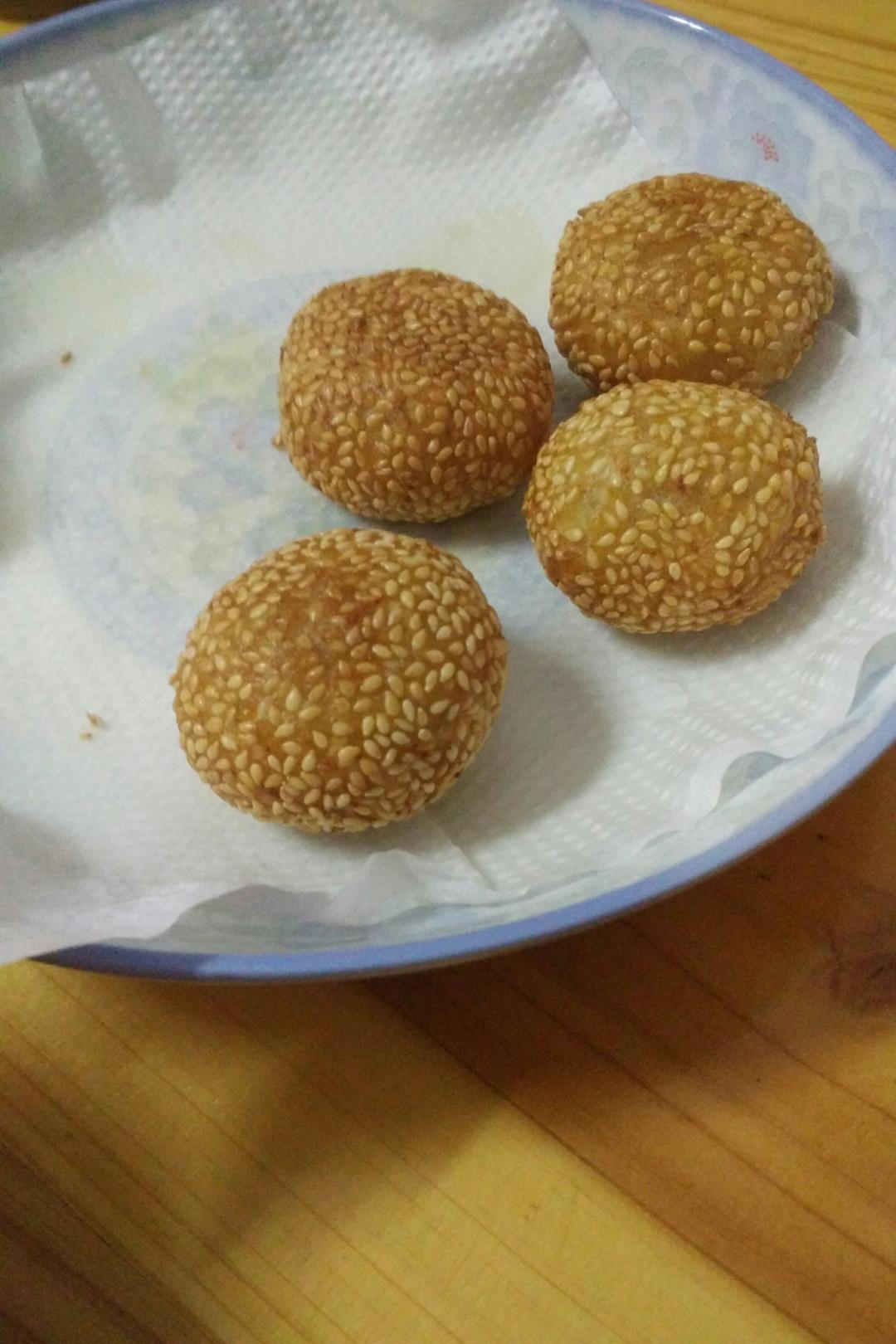 【视频】炸麻团／麻圆