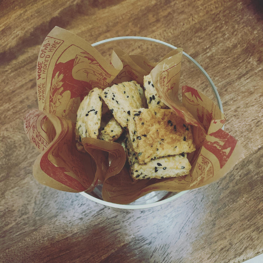 无蛋无奶芝麻饼干