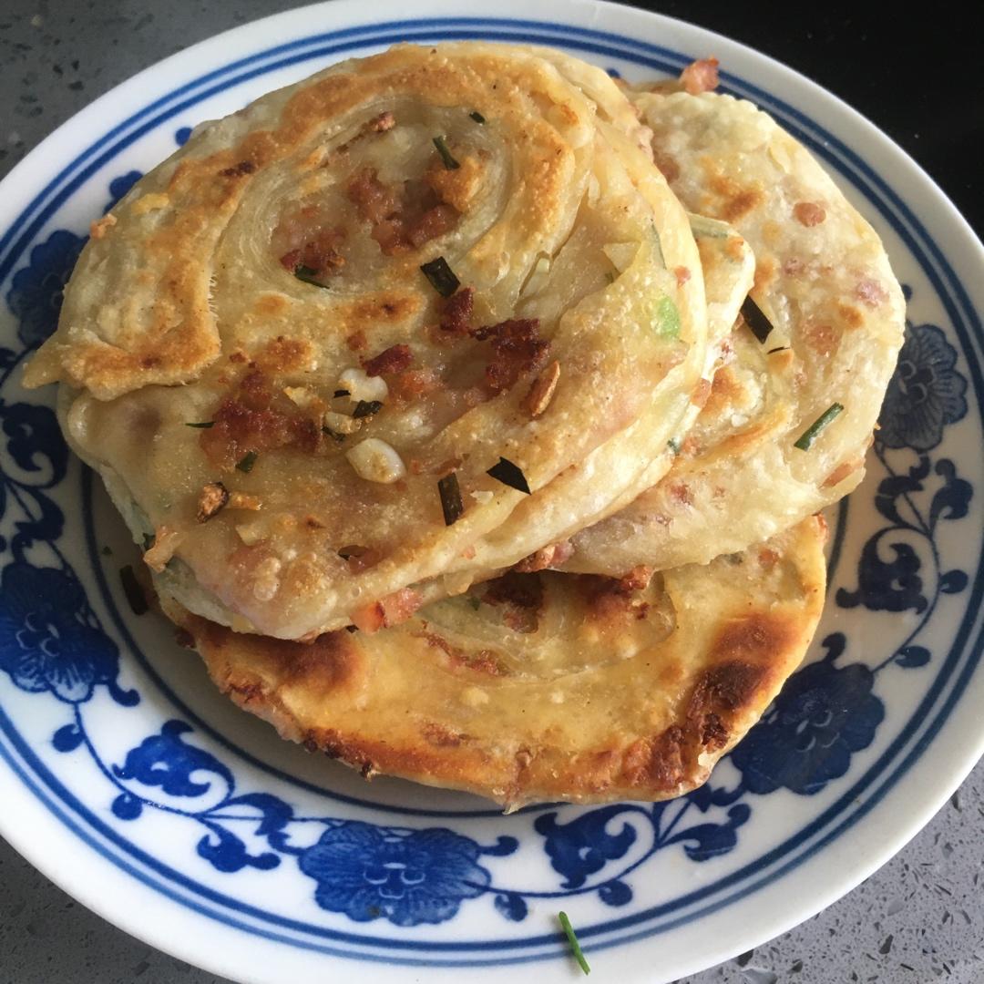 葱油饼（面粉吸水量不一样、水慢慢加）