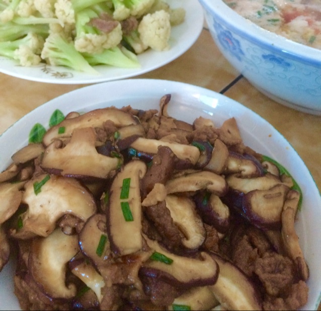 香菇炒肉
