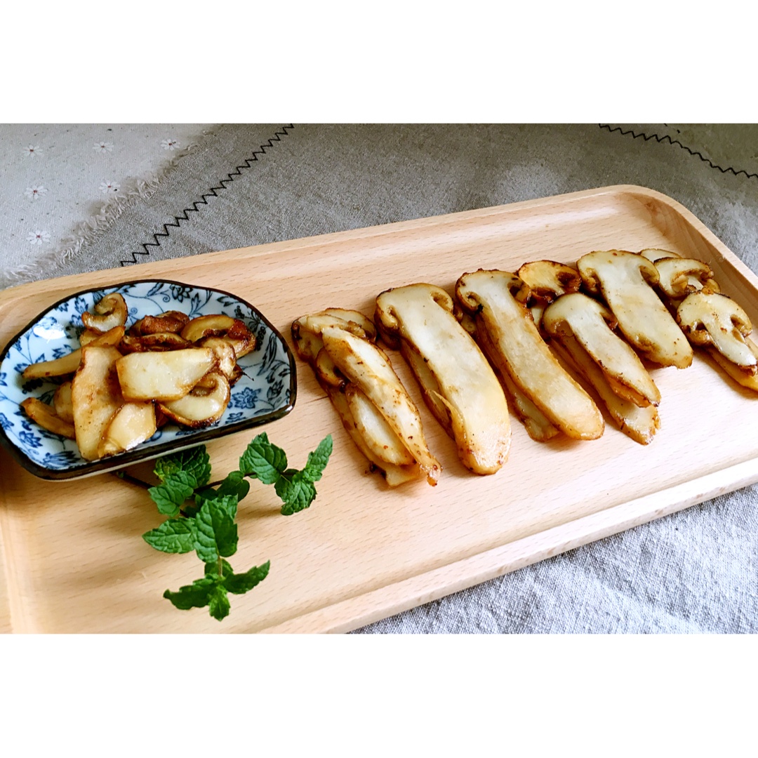 黄油煎松茸