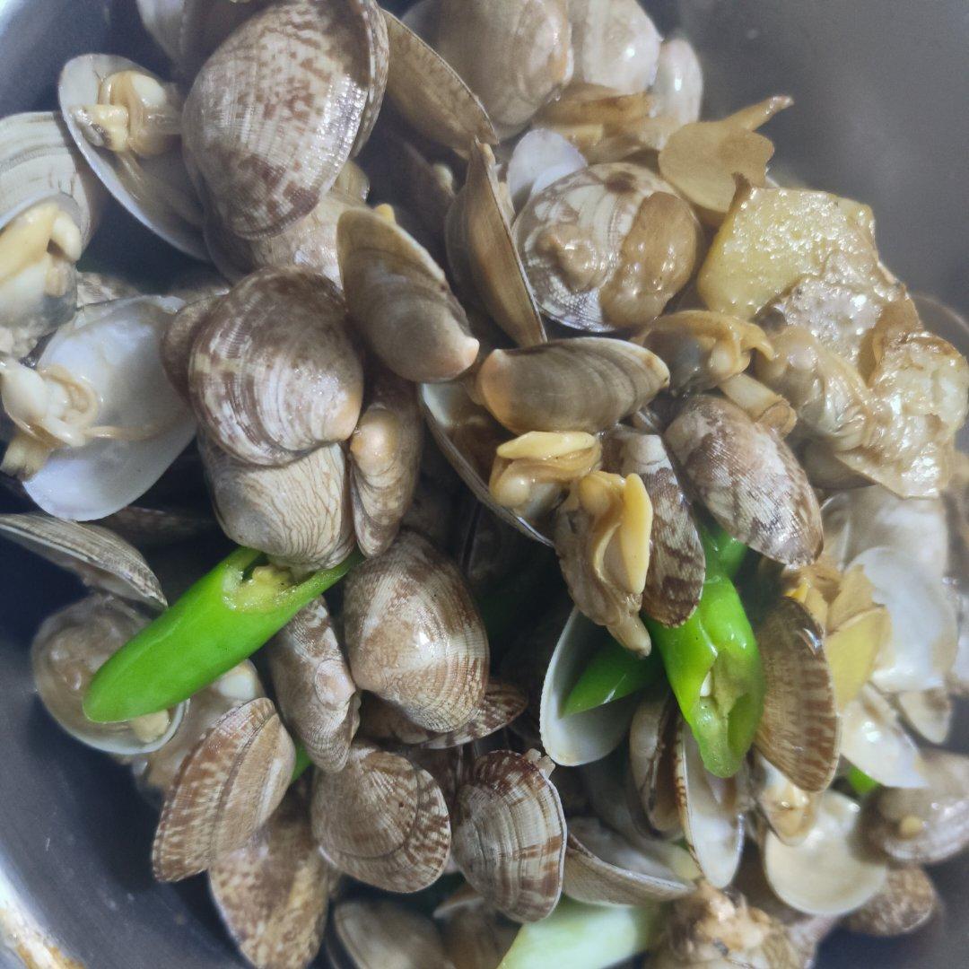 5分钟快手菜❗️秒杀路边摊爆炒花甲～好吃到爆
