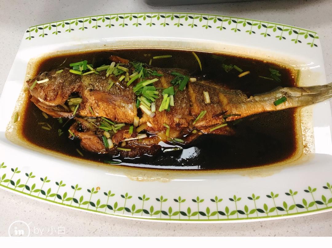 红烧黄鱼—鱼皮不破的小窍门