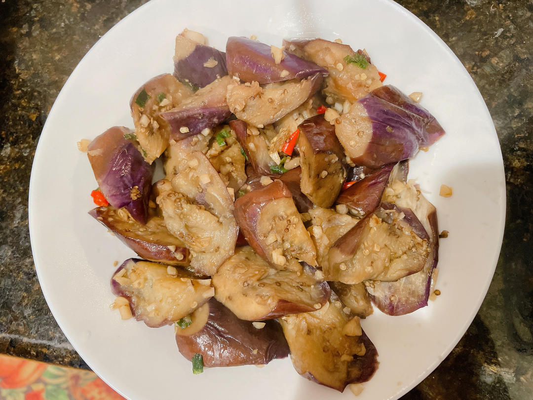厨师长教你：“肉末烧茄子”的家常做法，口感软糯适合下饭，收藏