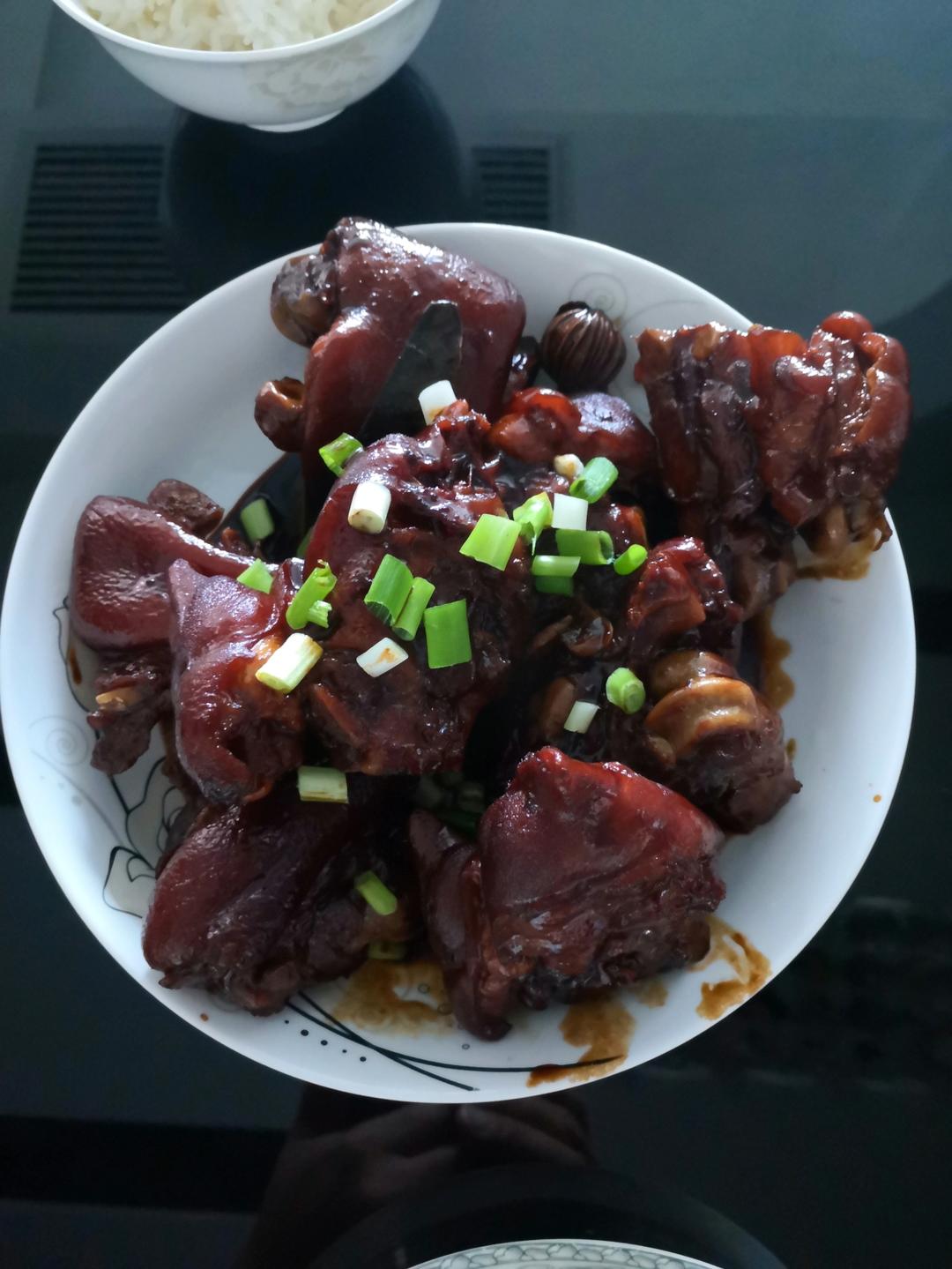 红烧猪蹄，酱香味，超级过嘴瘾的卤猪蹄