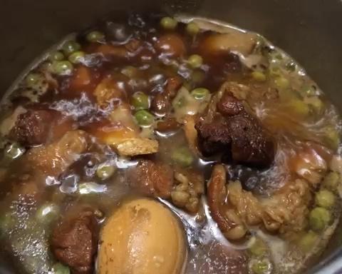 适合小朋友的红烧猪脚的做法