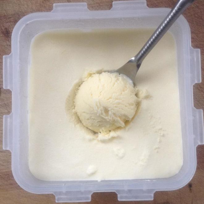 超简单香草冰激淋（免搅打）的做法