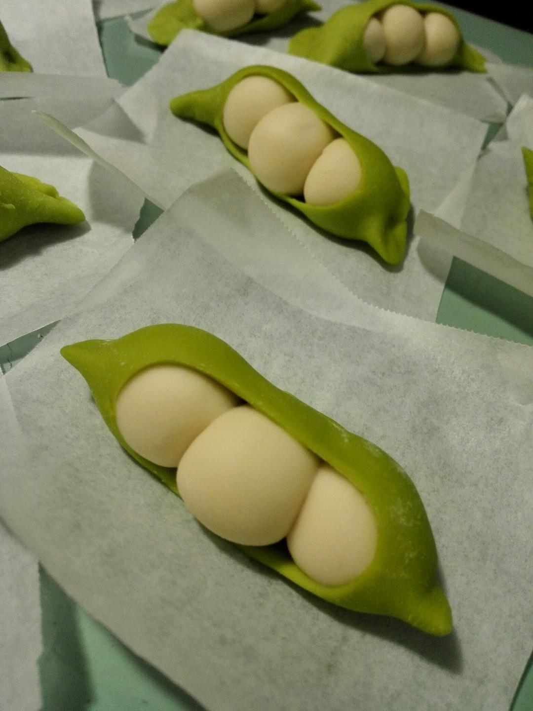 豌豆荚馒头