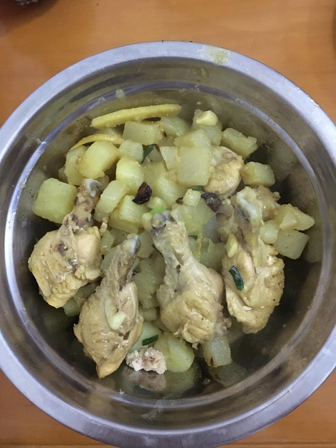 土豆炖鸡腿