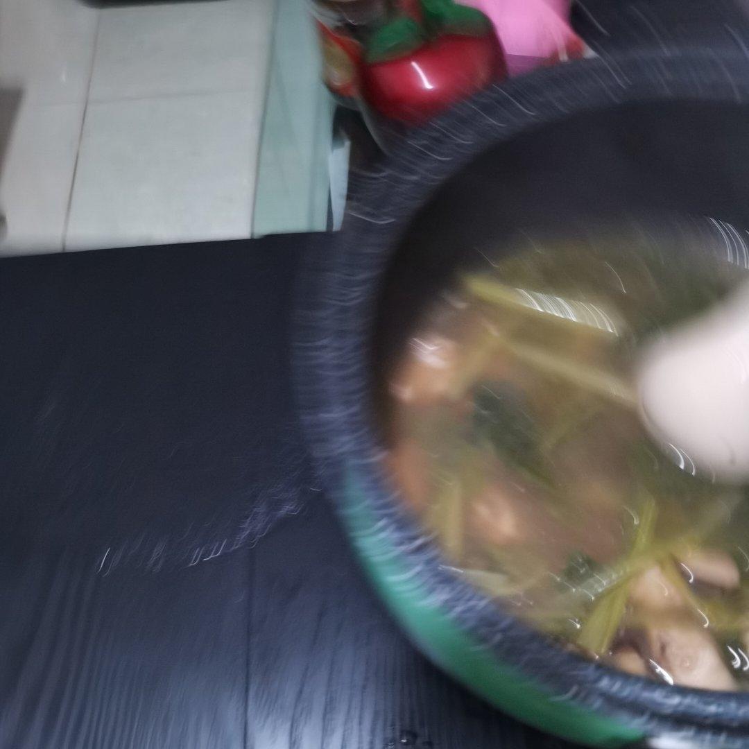 春菜（潮州芥）排骨煲