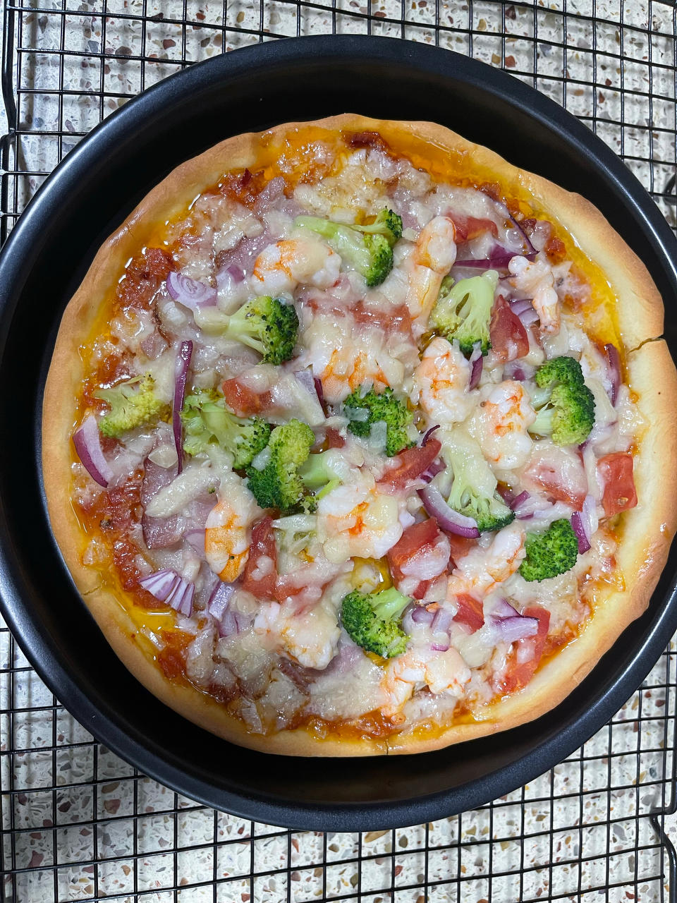 教你做意大利披萨的家庭做法，比意式古法窑烤披萨还好吃！一学就会！