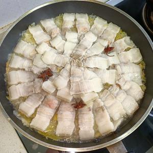 东北人过年的味道——酸菜汆白肉的做法 步骤4
