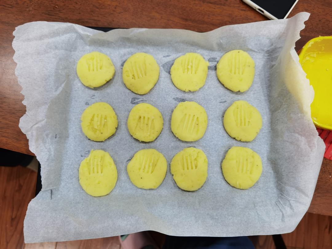 土豆的神仙吃法！免油炸脆脆薯饼