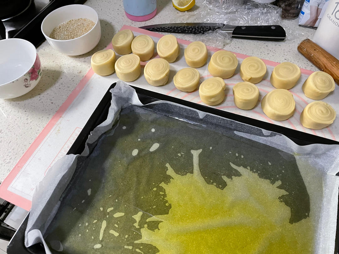 蜂蜜脆底小面包