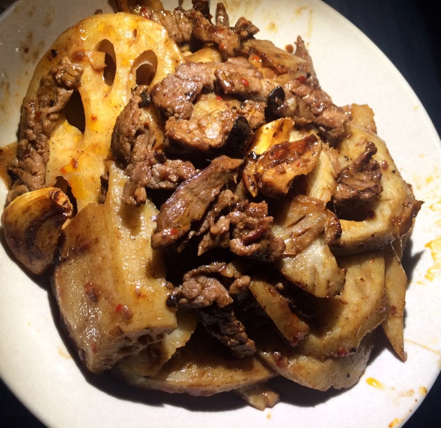 滑炒牛肉藕条 （家庭最快速、最简单入味的牛肉处理方法）