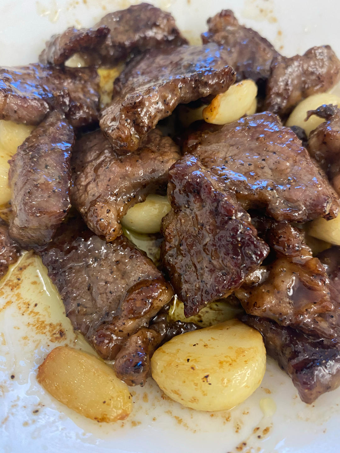 好吃到舔盘的蒜香黑椒牛肉粒