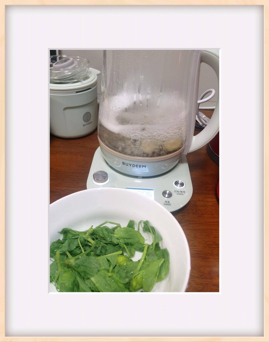 无水葱油鸡【4月北鼎珐琅铸铁锅食谱】