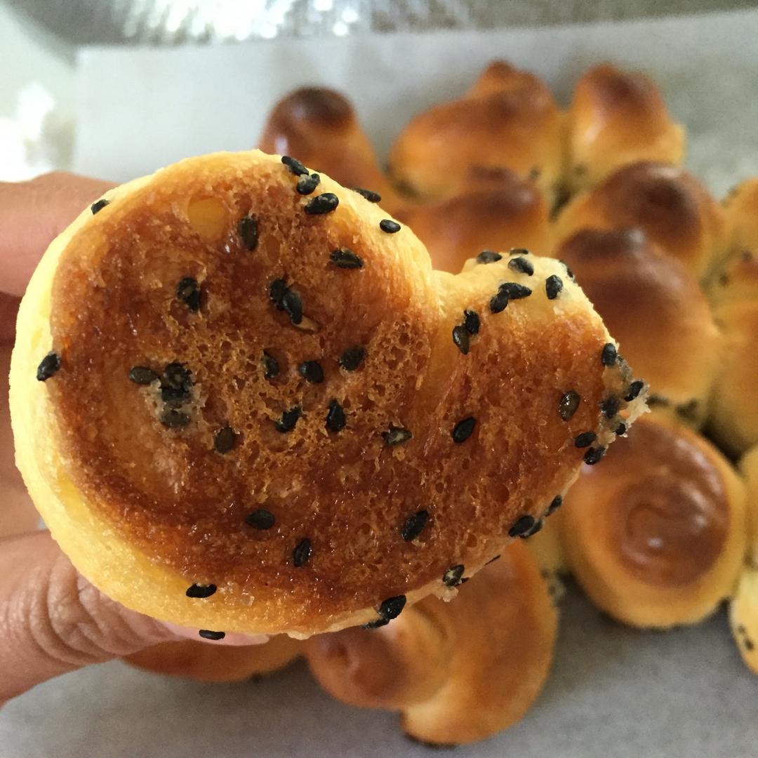 脆底蜂蜜小面包