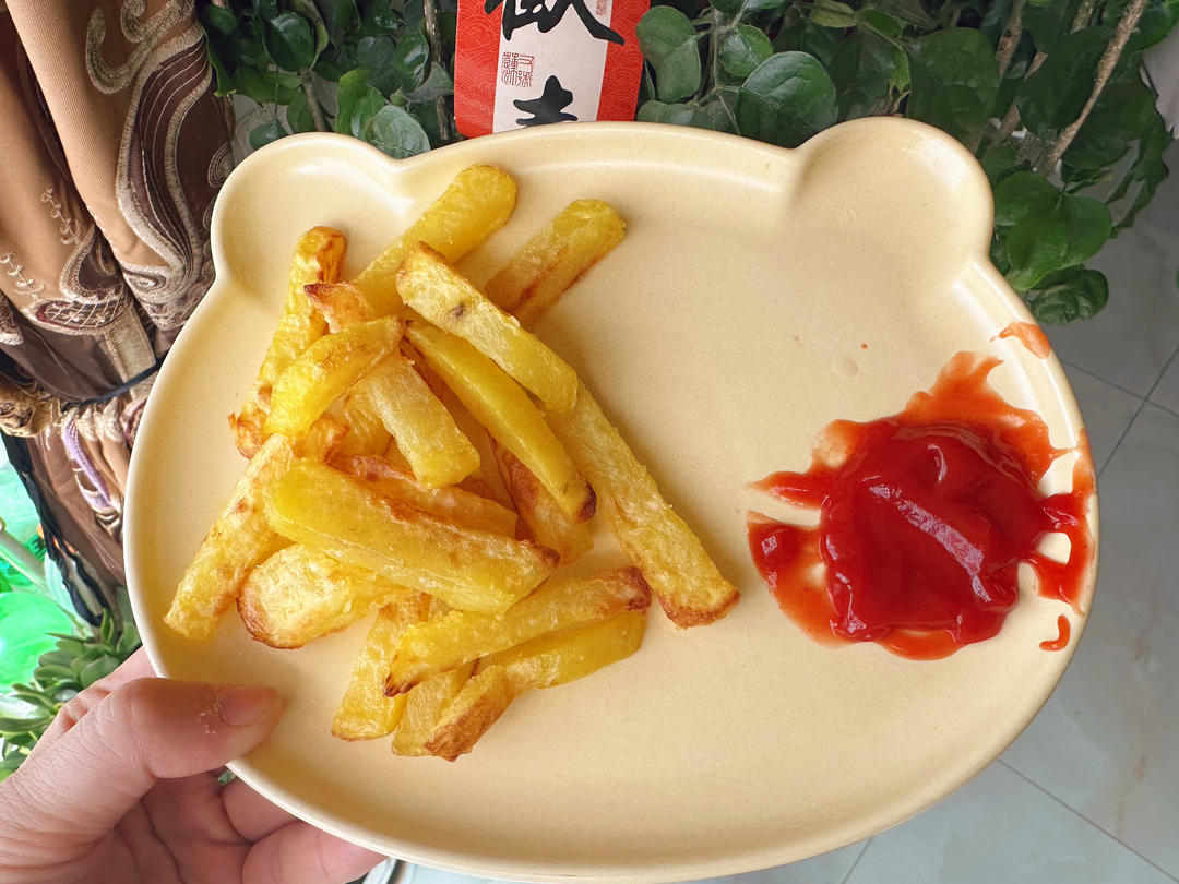 0失败！超简单！很省油！空气炸锅版薯条，现做现吃哦