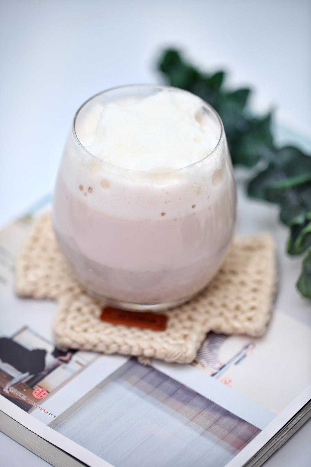 婷婷elf做的丝滑浓香芋头拿铁奶昔