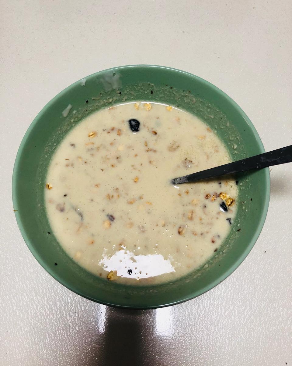 牛奶鸡蛋燕麦