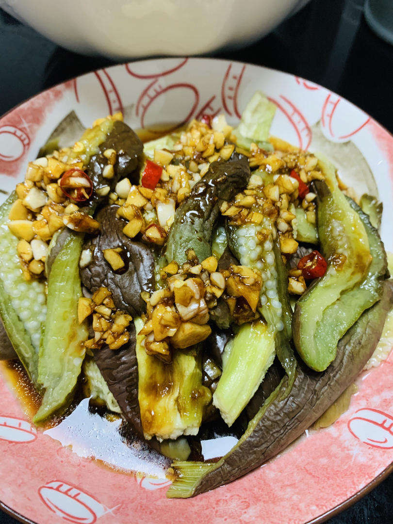 凉拌小茄子🍆