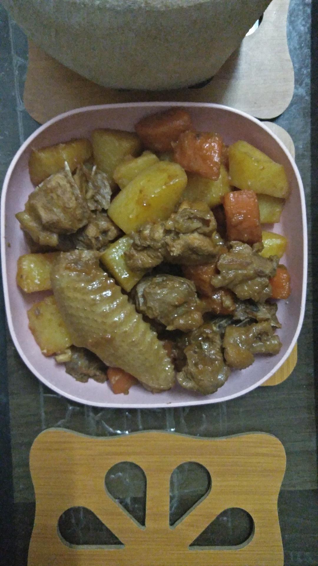 土豆炒鸡肉