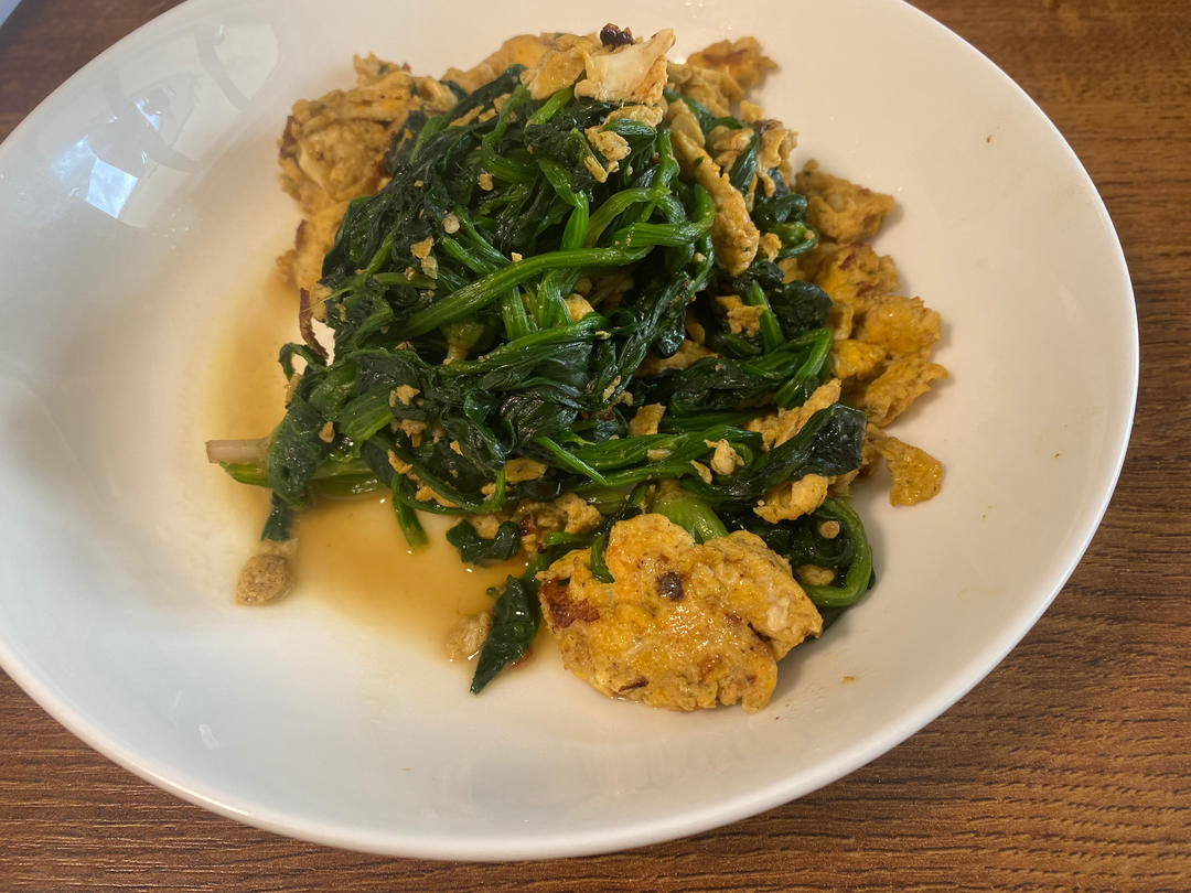 菠菜炒鸡蛋
