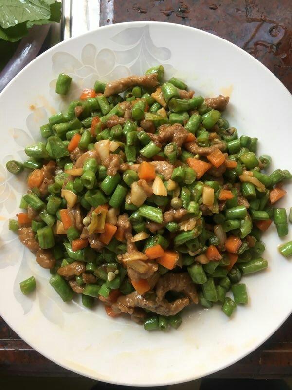 肉沫豆角下饭菜