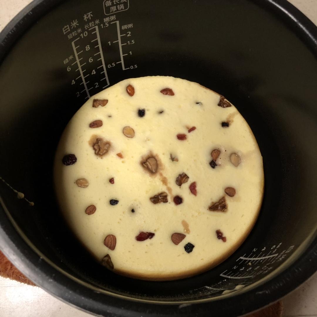 电饭锅做的蛋糕（超详细的流程）