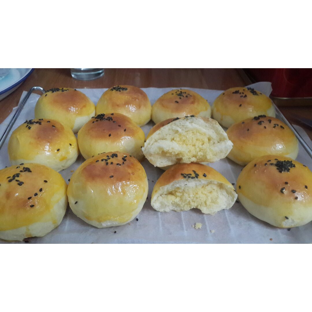 椰蓉奶油小蘑菇面包